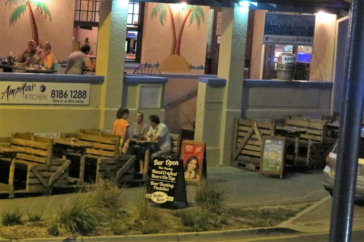 Port Noarlunga麦克劳德之家公寓 外观 照片